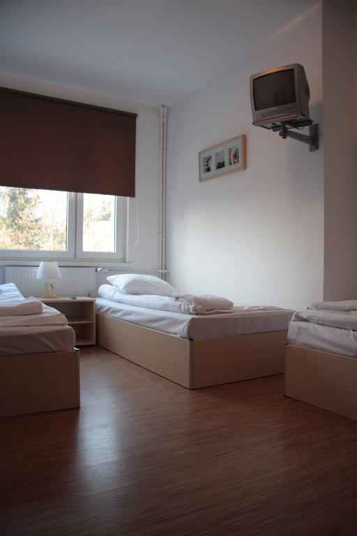 Hostel24 Bed&Breakfast Bydgoszcz Quarto foto